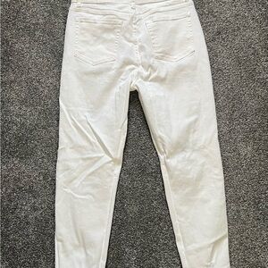 White High-Rise Skinny Jeans